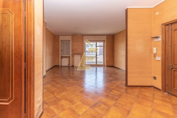 Vendita appartamento di 146 m2, Valenza (AL) - 4