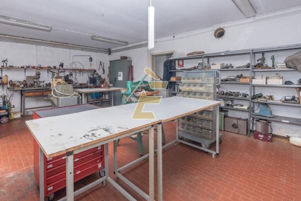 Vendita laboratorio di 398 m2, Valenza (AL) - 25