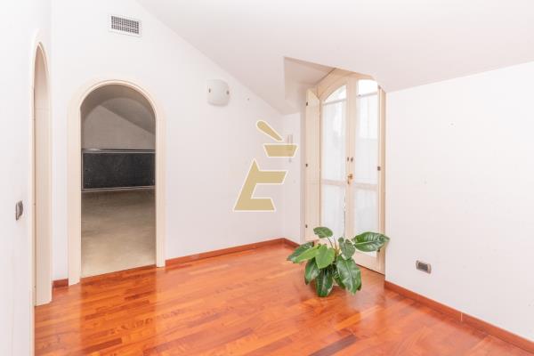 Affitto appartamento di 215 m2, Valenza (AL) - 15