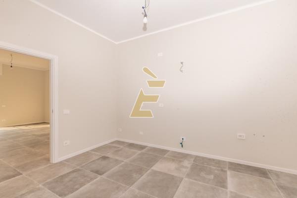 Vendita appartamento di 103 m2, Valenza (AL) - 12