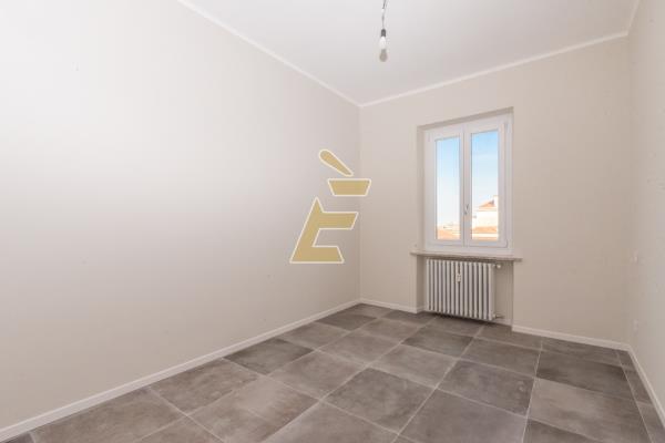 Vendita appartamento di 103 m2, Valenza (AL) - 10